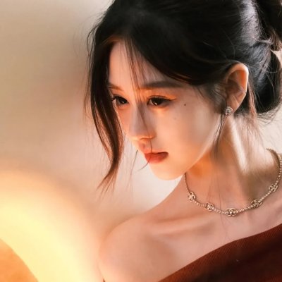 阴目侦信